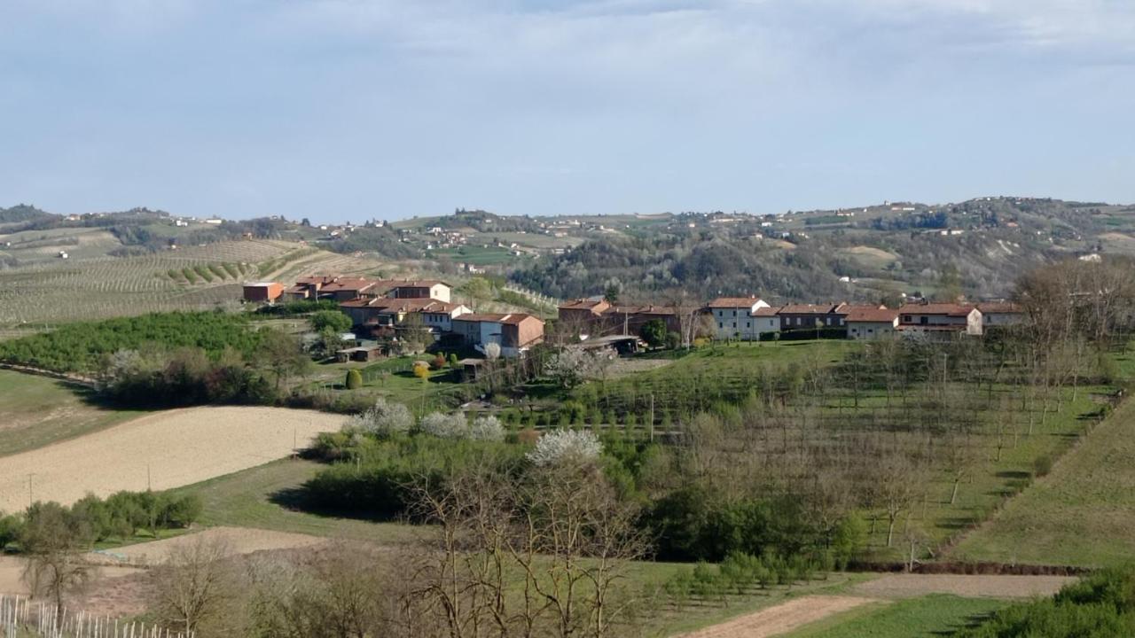Casa Maya San Martino Alfieri エクステリア 写真