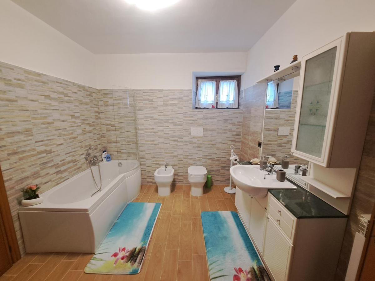 Casa Maya San Martino Alfieri エクステリア 写真