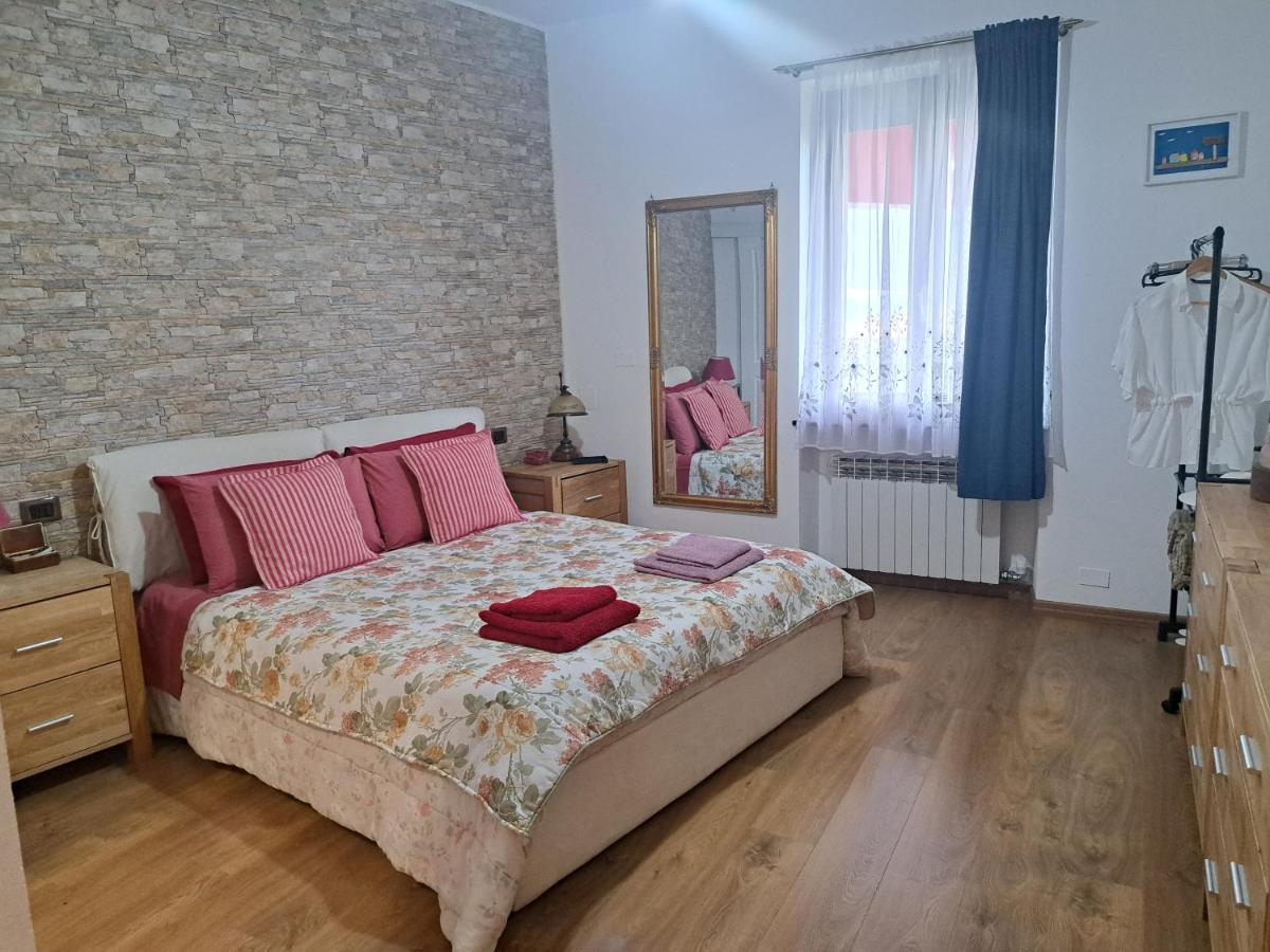Casa Maya San Martino Alfieri エクステリア 写真